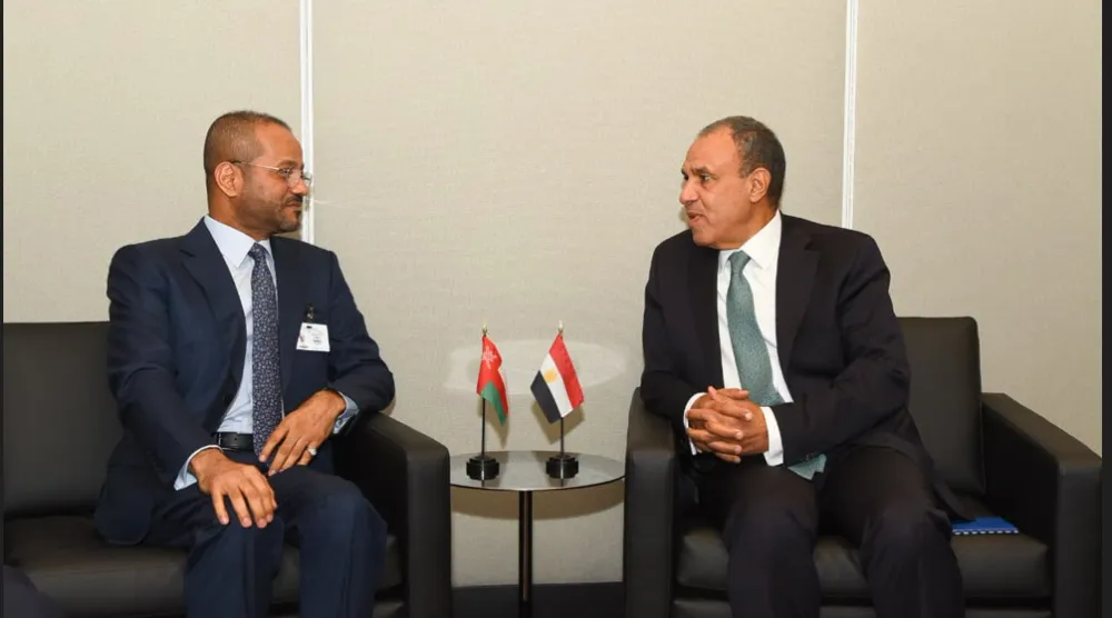 عبد العاطي يبحث في نيويورك مع بدر بن حمد البوسعيدي تطورات المشهد الإقليمي (صفحة وزارة الخارجية المصرية على «فيسبوك»)