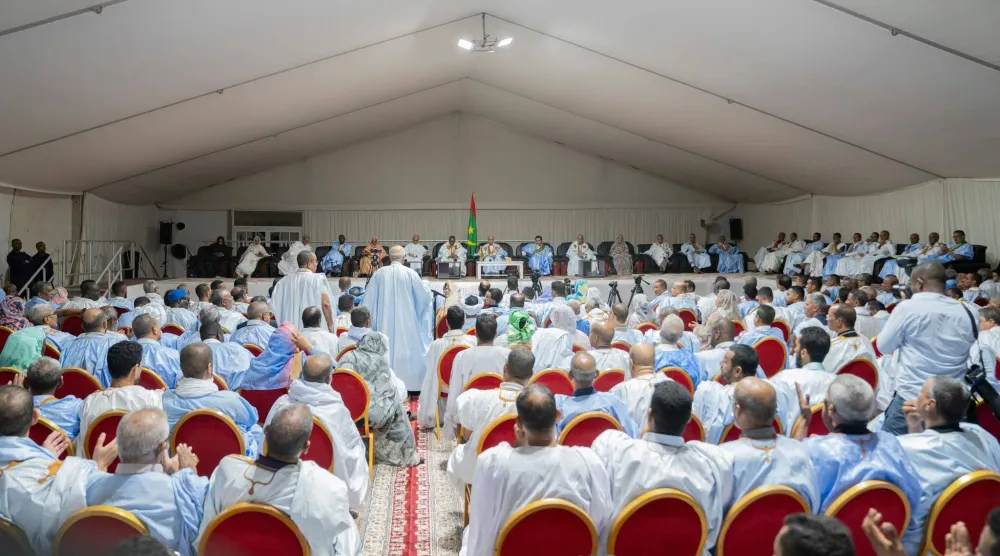 جانب من لقاء الرئيس الموريتاني محمد ولد الشيخ الغزواني مع سكان مدينة أكجوجت (الرئاسة الموريتانية)