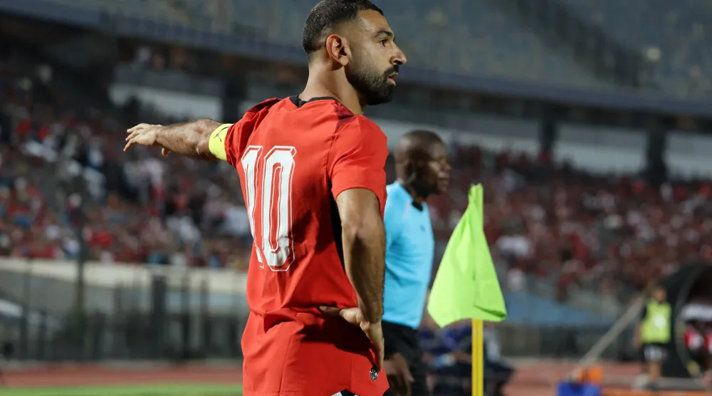 محمد صلاح قائد المنتخب المصري (رويترز)