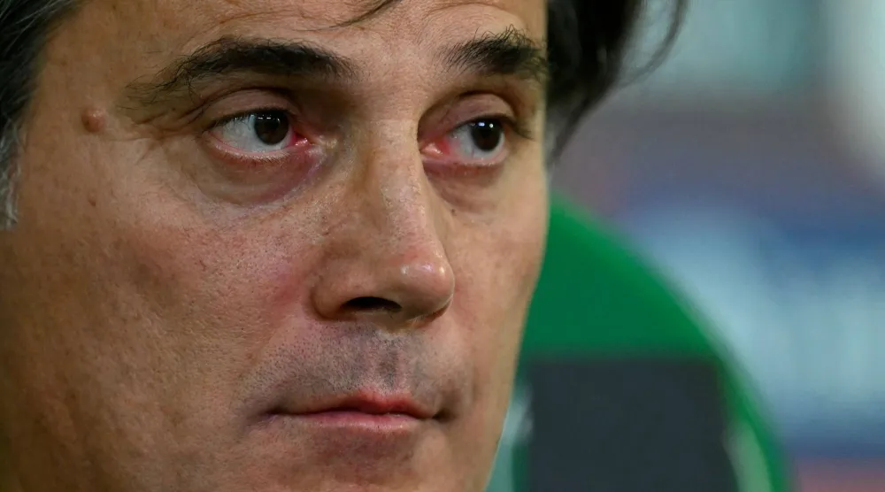 الإيطالي فينتشينزو مونتيلا المدير الفني لمنتخب تركيا (أ.ف.ب)