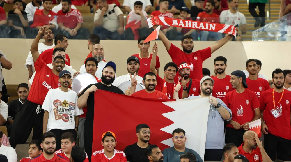 جماهير بحرينية تساند منتخب بلادها أمام الإمارات (تصوير: عدنان مهدلي)