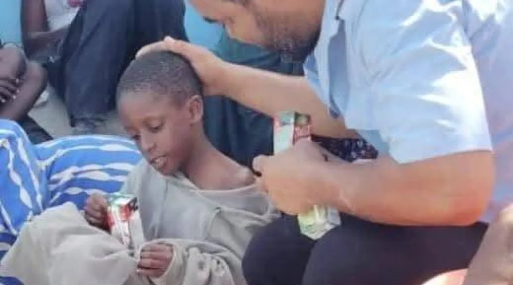 خفر السواحل الموريتاني ينقذ مهاجرين غير نظاميين بينهم أطفال يوم الأحد (خفر السواحل)