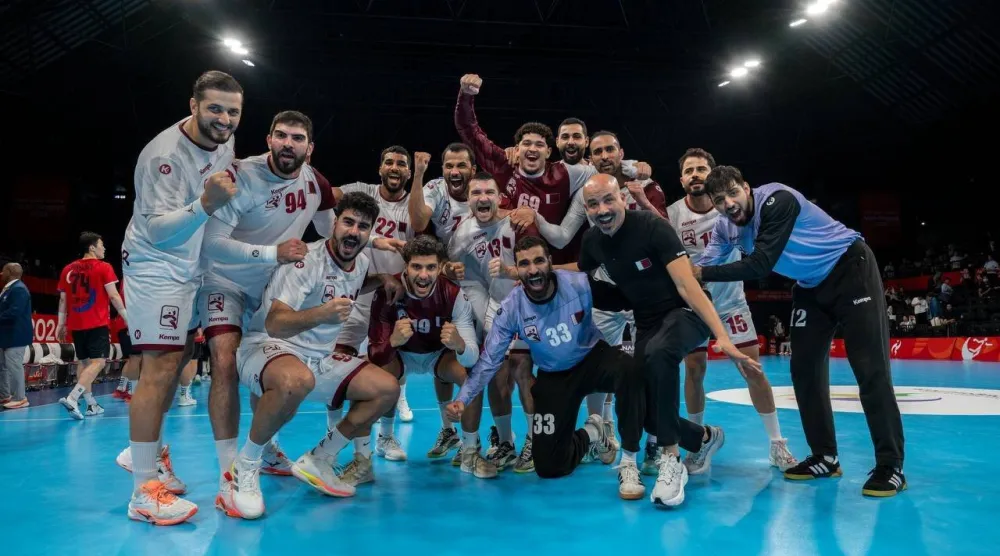 قطر لا تزال أيضاً دون خسارة بعد فوزها بمبارياتها الأربع (الاتحاد القطري الآسيوي لليد)