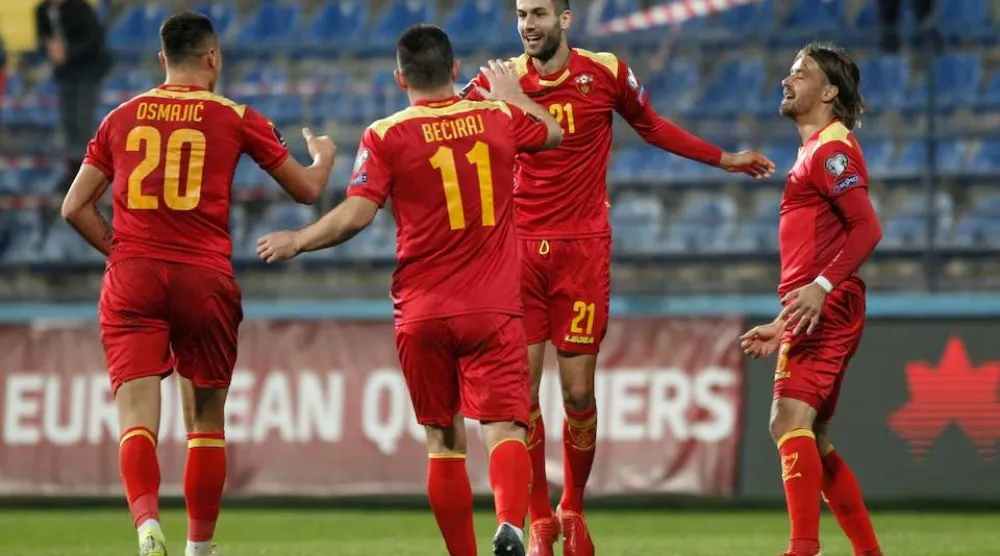 منتخب مونتينيغرو هزم أرمينيا بأرضها (رويترز)