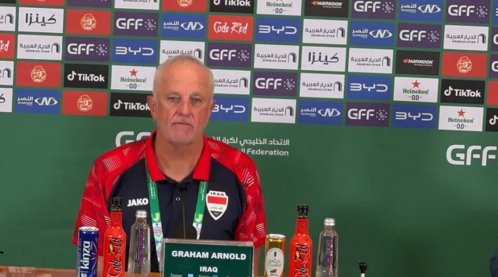 غراهام أرنولد مدرب المنتخب العراقي (الشرق الأوسط) 