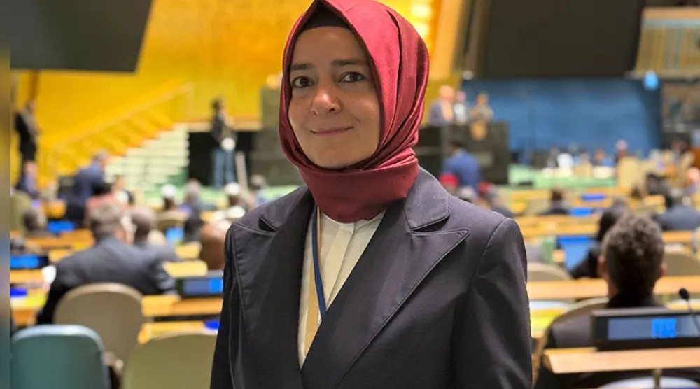 AK Parti Genel Başkan Yardımcısı Fatma Betül Sayan Kaya, bir (Betül Sayan Kaya X hesabı)