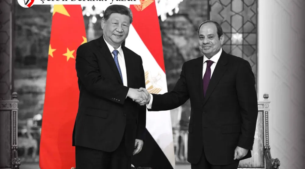 Çin Devlet Başkanı Şi Cinping, Kahire'de görüştüğü Mısır Devlet Başkanı Abdulfettah es-Sisi ile el sıkışıyor, 2 Eylül 2026 (AP) 