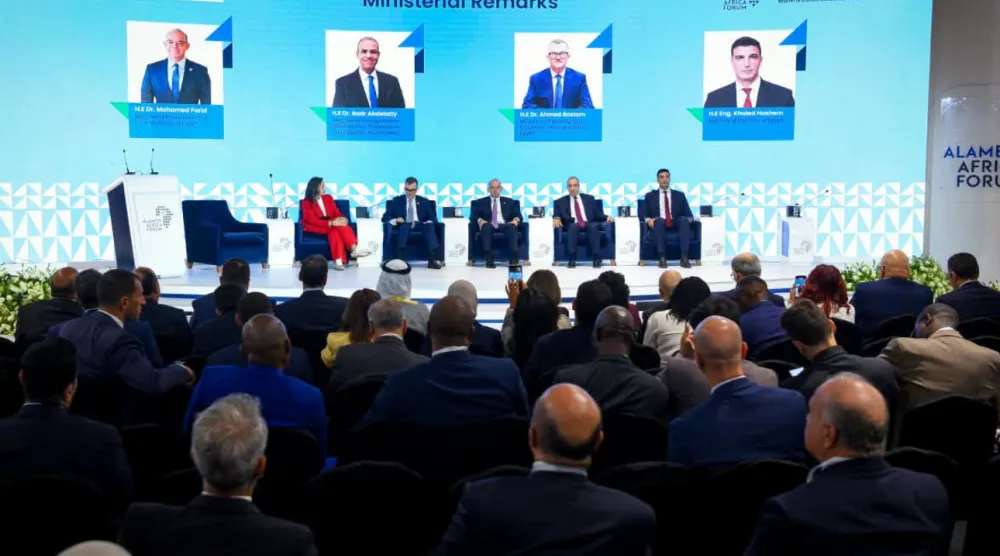 نقاش وزاري حول دور ريادة الأعمال في التنمية الاقتصادية بأفريقيا على هامش المنتدى الجمعة (صفحة مجلس الوزراء المصري على «فيسبوك»)