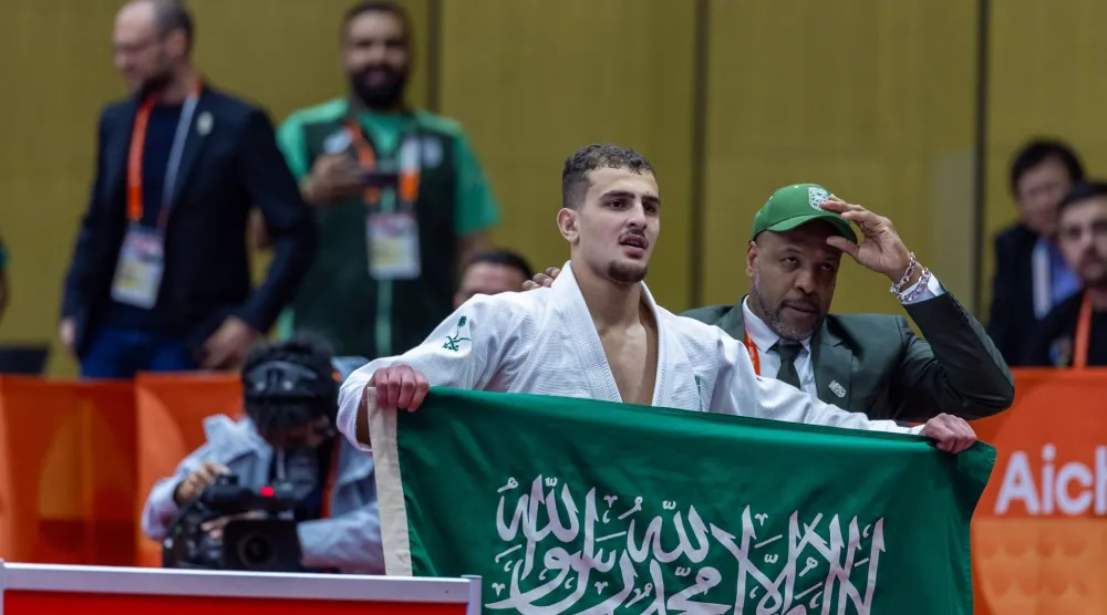 عبدالله ندا أهدى الإنجاز للوطن (فريق السعودية)