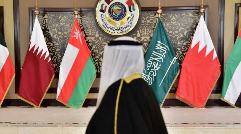 أعلام دول الخليج العربي في إحدى المناسبات (أ.ف.ب)