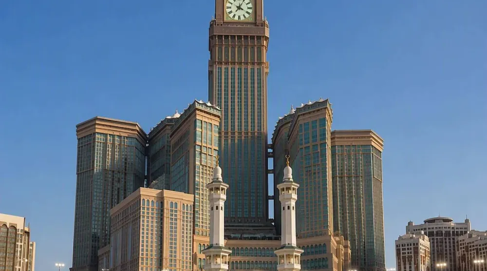 القمر يصبح قريباً من سمت الرأس فوق موقع الكعبة ويمكن مشاهدته بالعين المجردة (الجمعية الفلكية بجدة)