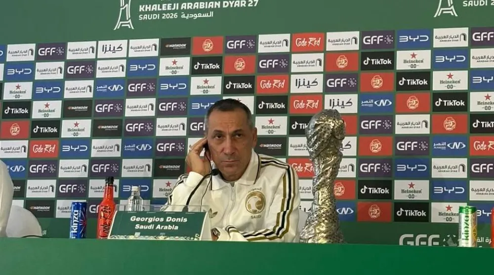 اليوناني جورجيوس دونيس مدرب المنتخب السعودي (الشرق الأوسط)