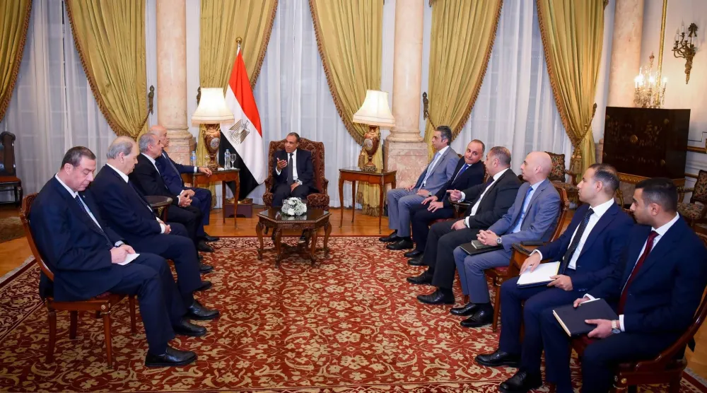 وزير الخارجية المصري خلال استقبال وفد حركة «فتح» بالقاهرة في أبريل 2025 (الخارجية المصرية)