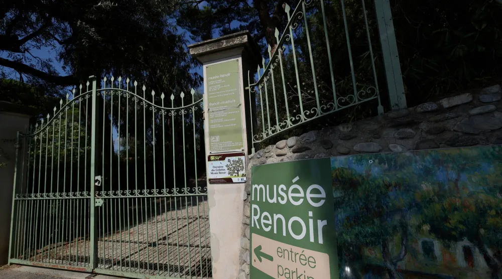 FILE PHOTO: A sign indicates the entrance of the Renoir Museum in Cagnes-sur-Mer, on the French Riviera, France, September 8, 2026. REUTERS/Manon Cruz/File Photo