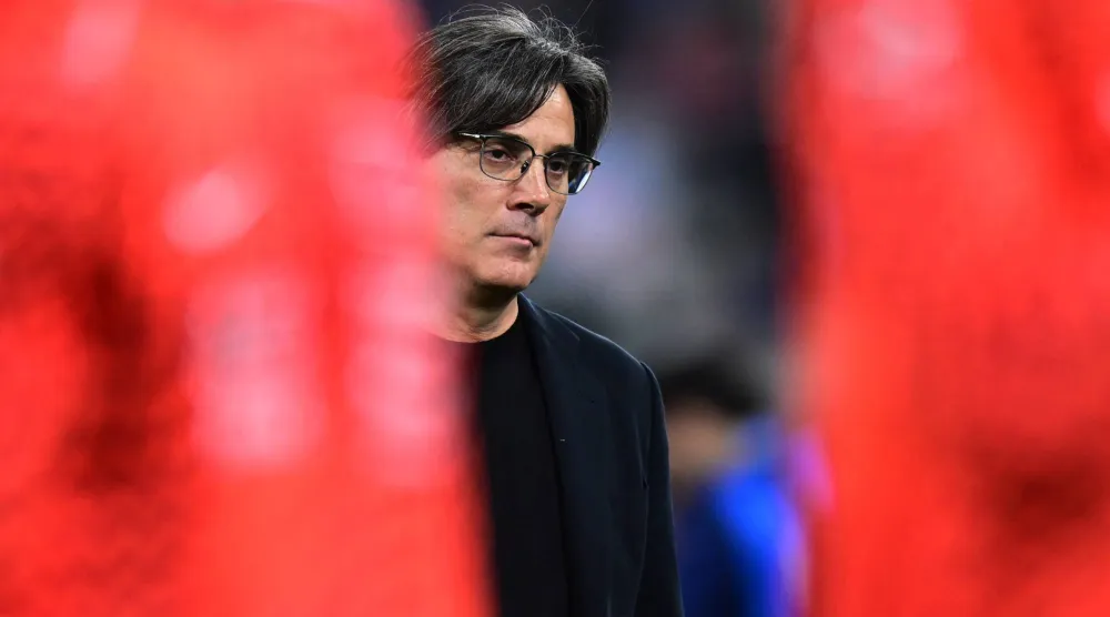 الإيطالي فينتشنزو مونتيلا أُقيل من تدريب المنتخب التركي (رويترز)