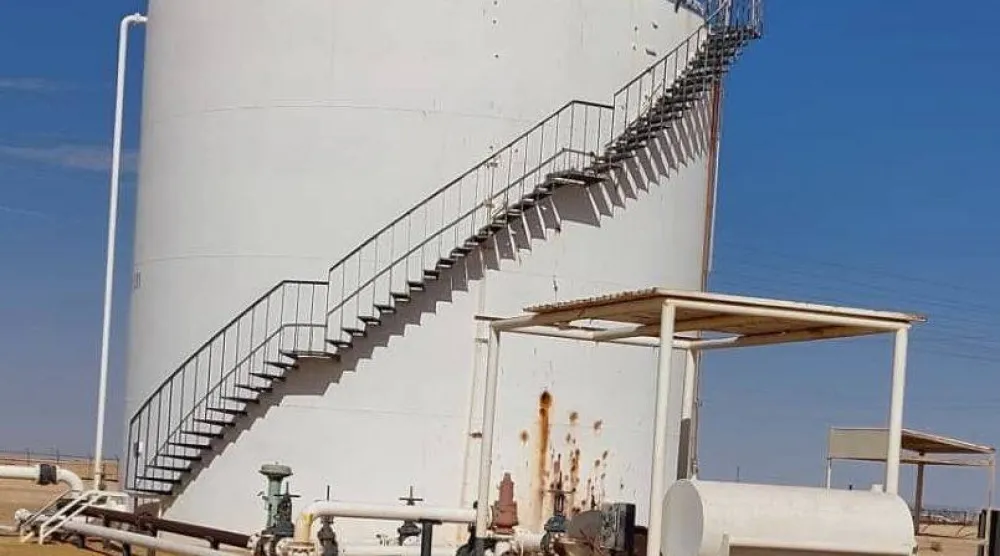 منشأة نفطية في حقل الظهرة النفطي الليبي (الصفحة الرسمية لشركة الواحة النفطية)