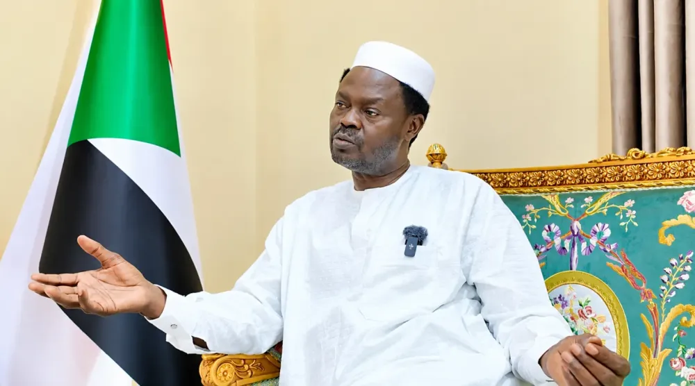 Darfur Bölgesi Valisi Minni Arko Minawi, Şarku’l Avsat gazetesine konuştu. (Şarku’l Avsat)