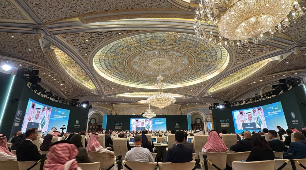 الأمير عبد العزيز بن سلمان يتحدث في افتتاح منتدى الطاقة الدولي في الرياض (تركي العقيلي)
