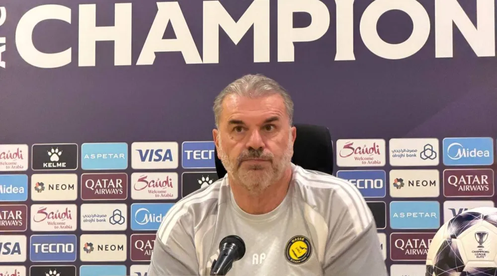 الأسترالي أنجي بوستيكوغلو مدرب النصر (تصوير: إبراهيم الشليل)