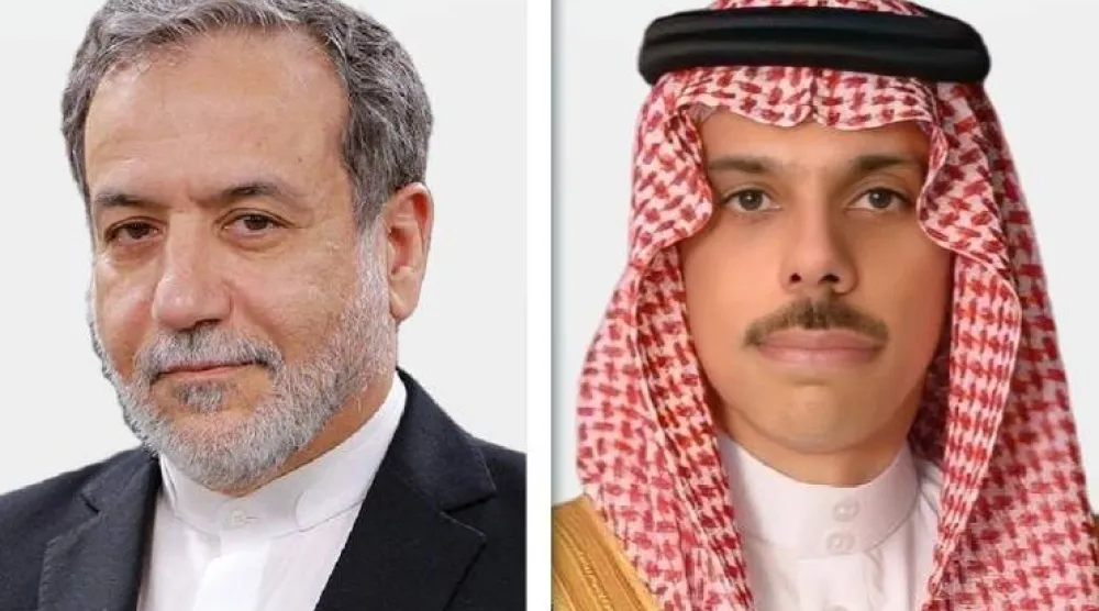 وزير الخارجية السعودي الأمير فيصل بن فرحان ونظيره الإيراني عباس عراقجي (الشرق الأوسط)