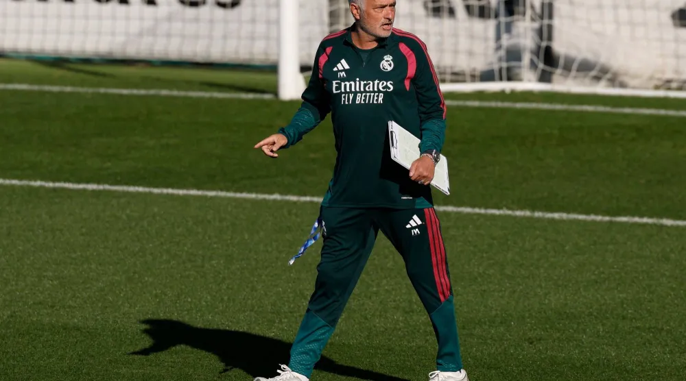 البرتغالي جوزيه مورينيو مدرب روما السابق وريال مدريد الحالي (أ.ف.ب)