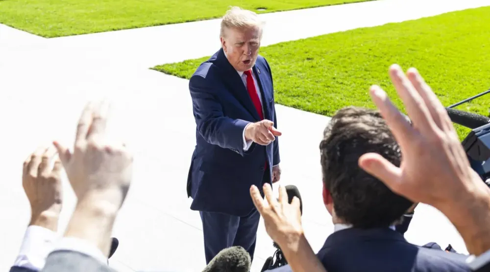Trump: Husilerin eylemleri kabul edilemez… Koalisyon Sana’da yakıt depolama tesisini vurdu