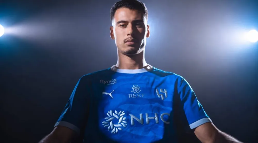 البرازيلي غابرييل مارتينيلي لاعب فريق الهلال (حساب اللاعب)
