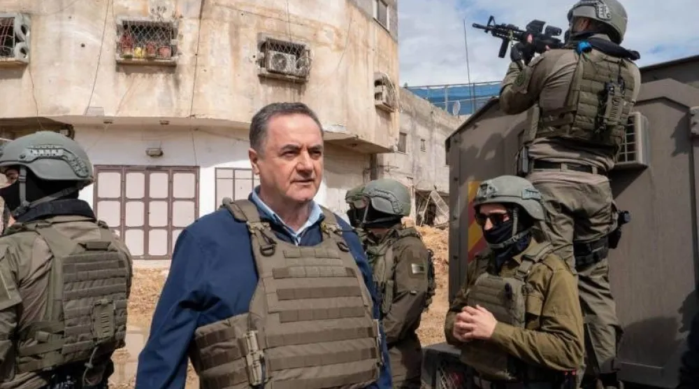أرشيفية لوزير الدفاع الإسرائيلي يسرائيل كاتس في مخيم طولكرم بشمال الضفة (الجيش الإسرائيلي)