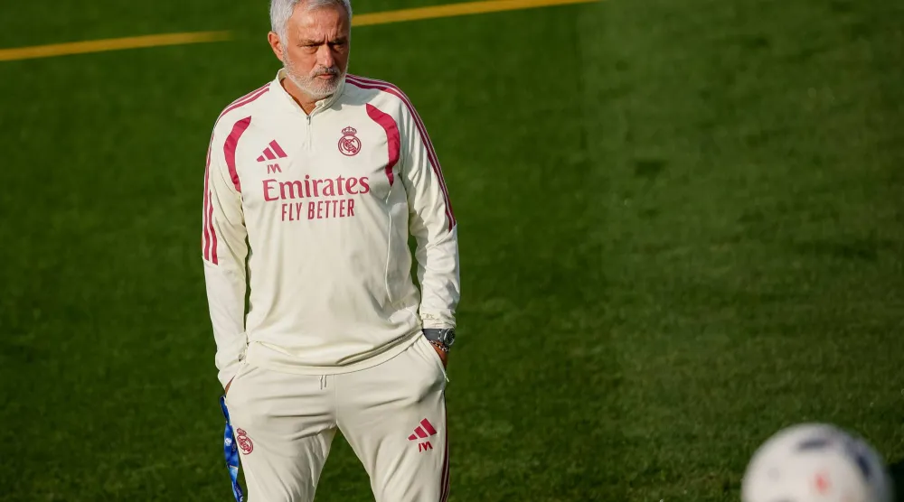 مدرب ريال مدريد البرتغالي جوزيه مورينيو (إ.ب.أ)
