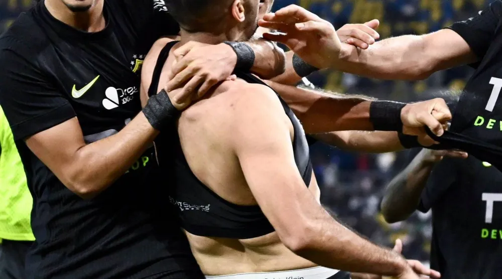 منسي خلال احتفاليته بالهدف (نادي الزمالك)