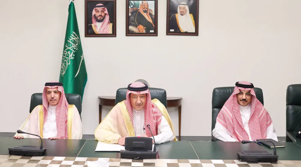 الخريجي جدد خلال الاجتماع تأكيد استمرار السعودية في دعمها الشعب اليمني وحكومته الشرعية (واس)