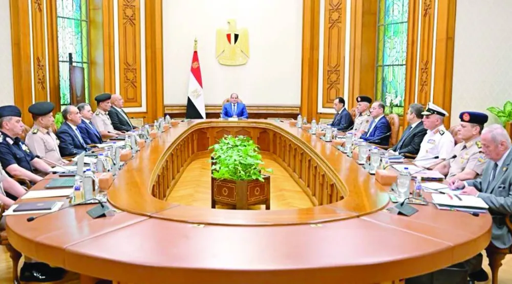 
«مجلس الدفاع الوطني» برئاسة الرئيس المصري عبد الفتاح السيسي أمس (الرئاسة المصرية)