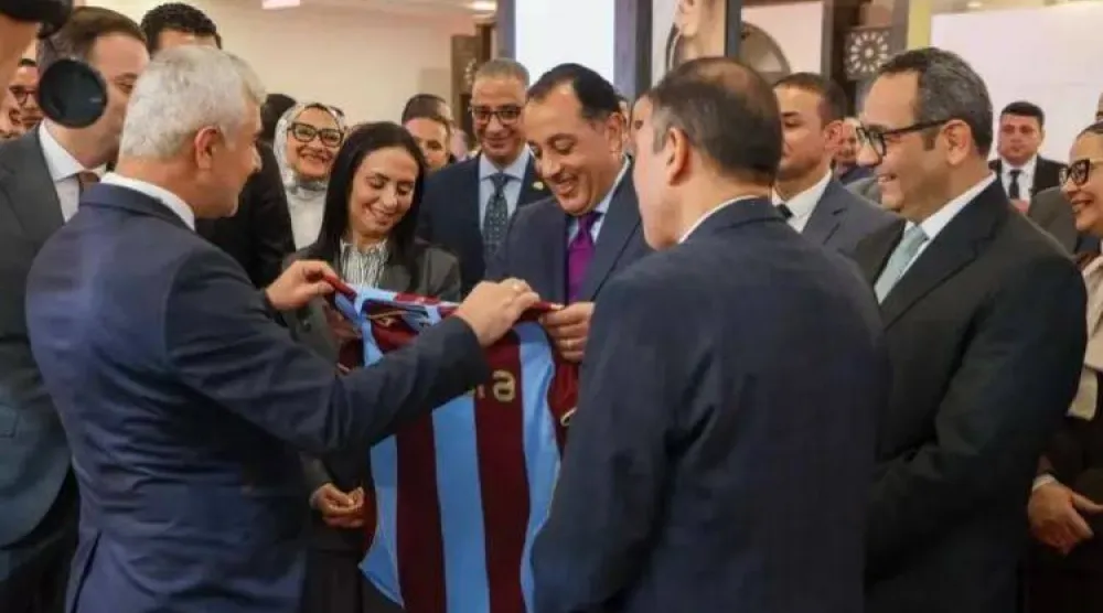 رئيس الوزراء المصري خلال افتتاح معرض «تراثنا» (إكس)