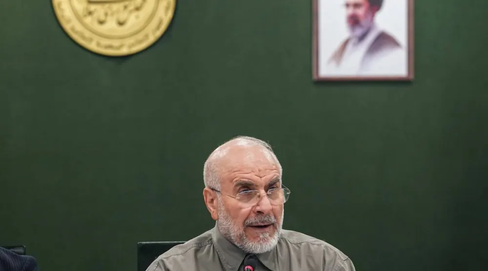 قاليباف يترأس اجتماعاً للمشرعين عبر الإنترنت نهاية سبتمبر الماضي(البرلمان الإيراني)