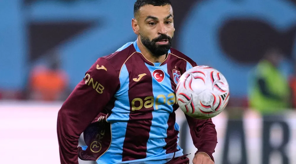 محمد صلاح قاد طرابزون لفوز مثير على ريزه (أ.ب)