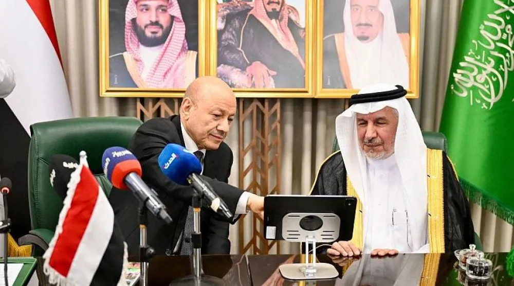 العليمي يدشن المشاريع الإنسانية الجديدة التي سينفذها «مركز الملك سلمان للإغاثة» في اليمن (سبأ)