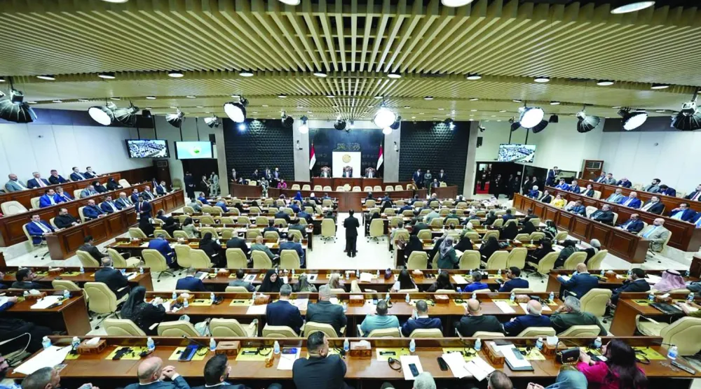 جانب من إحدى جلسات البرلمان العراقي (مواقع تواصل)