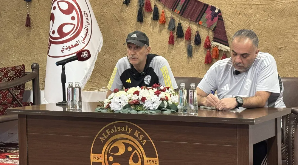 الإيطالي جيوفاني سوليناس خلال المؤتمر الصحافي (عبد الله المعيوف)