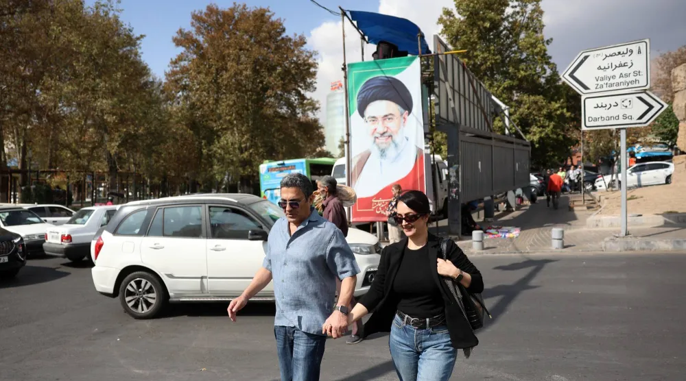 خامنئي يدعو القوات المسلحة إلى تعزيز قدراتها... وتحديث قائمة الأهداف الأميركية والإسرائيلية