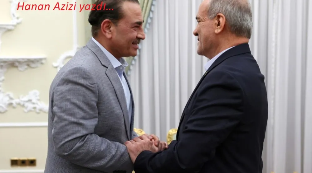 İran Cumhurbaşkanlığı tarafından yayınlanan fotoğrafta, İran Cumhurbaşkanı Mesud Pezeşkiyan’ın 20 Ekim 2026’da Tahran’da Pakistan Genelkurmay Başkanı Asım Munir’le el sıkıştığı görülüyor. (AFP)