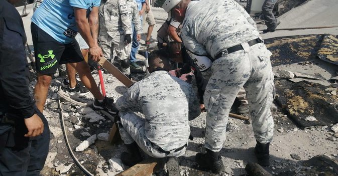 Meksika'da kilisenin çatısı çöktü