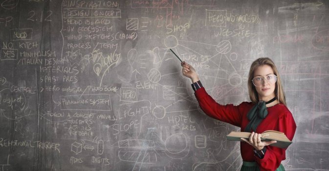 علامتان قد تظنهما ضعفاً... لكنهما مؤشر على الذكاء العالي