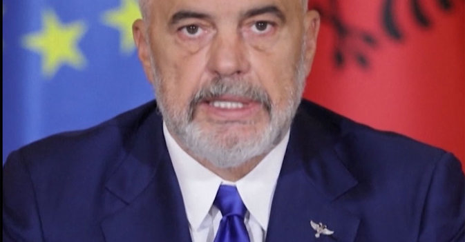 ألبانيا تقطع العلاقات مع إيران.. وتأمر دبلوماسييها بالمغادرة