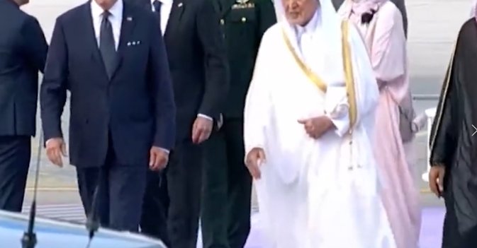 أمير منطقة مكة يستقبل بايدن في جدة