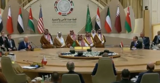 ولي العهد السعودي: سوف نستمر في تقديم المساعدات الإنسانية للشعب اليمني الشقيق