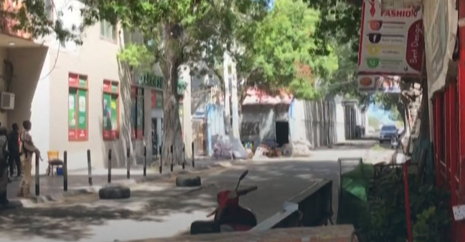 انفجار وإطلاق نار على مقر رئيس بلدية مقديشو