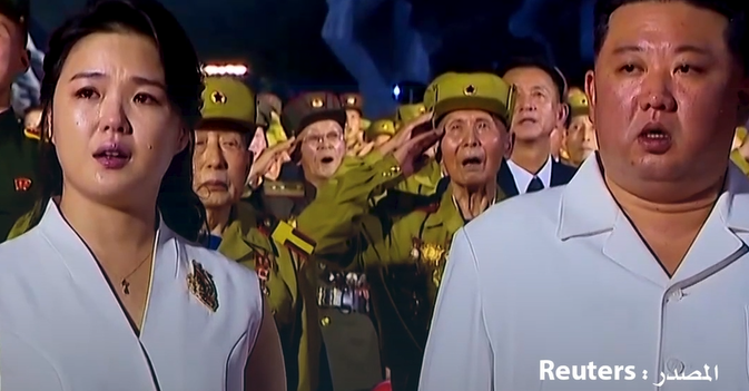 سيدة كوريا الشمالية الأولى تبكي في ذكرى هدنة الحرب الكورية
