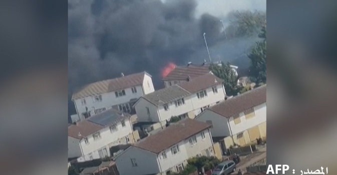 النيران تلتهم منازل وحدائق في ضواحي لندن