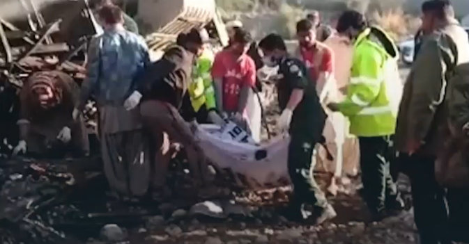 41 قتيلاً بحادث حافلة في باكستان