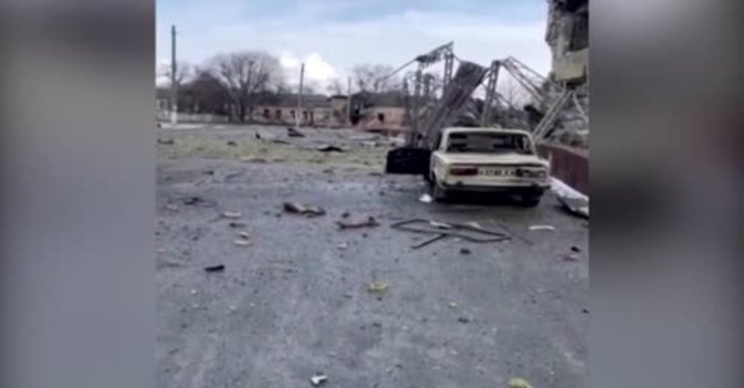 قصف روسي يدمر المستشفى المركزي بمدينة إيزيوم